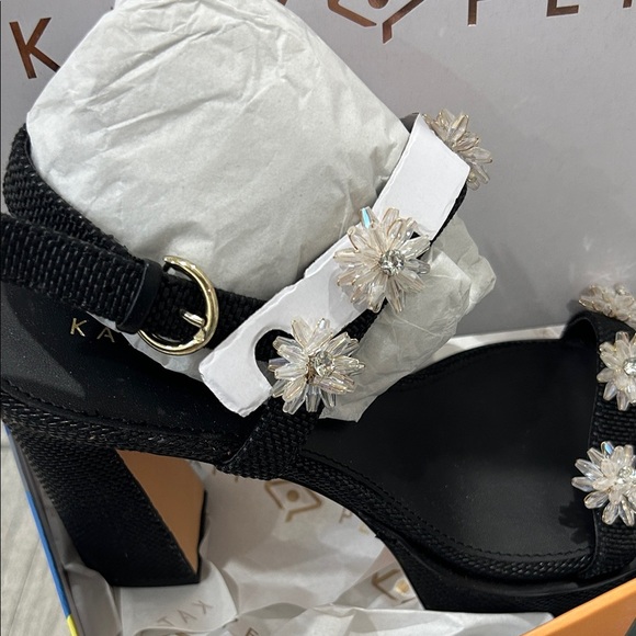 NWT Katy Perry Collections The Steady Flower Black Heels - Picture 5 of 6